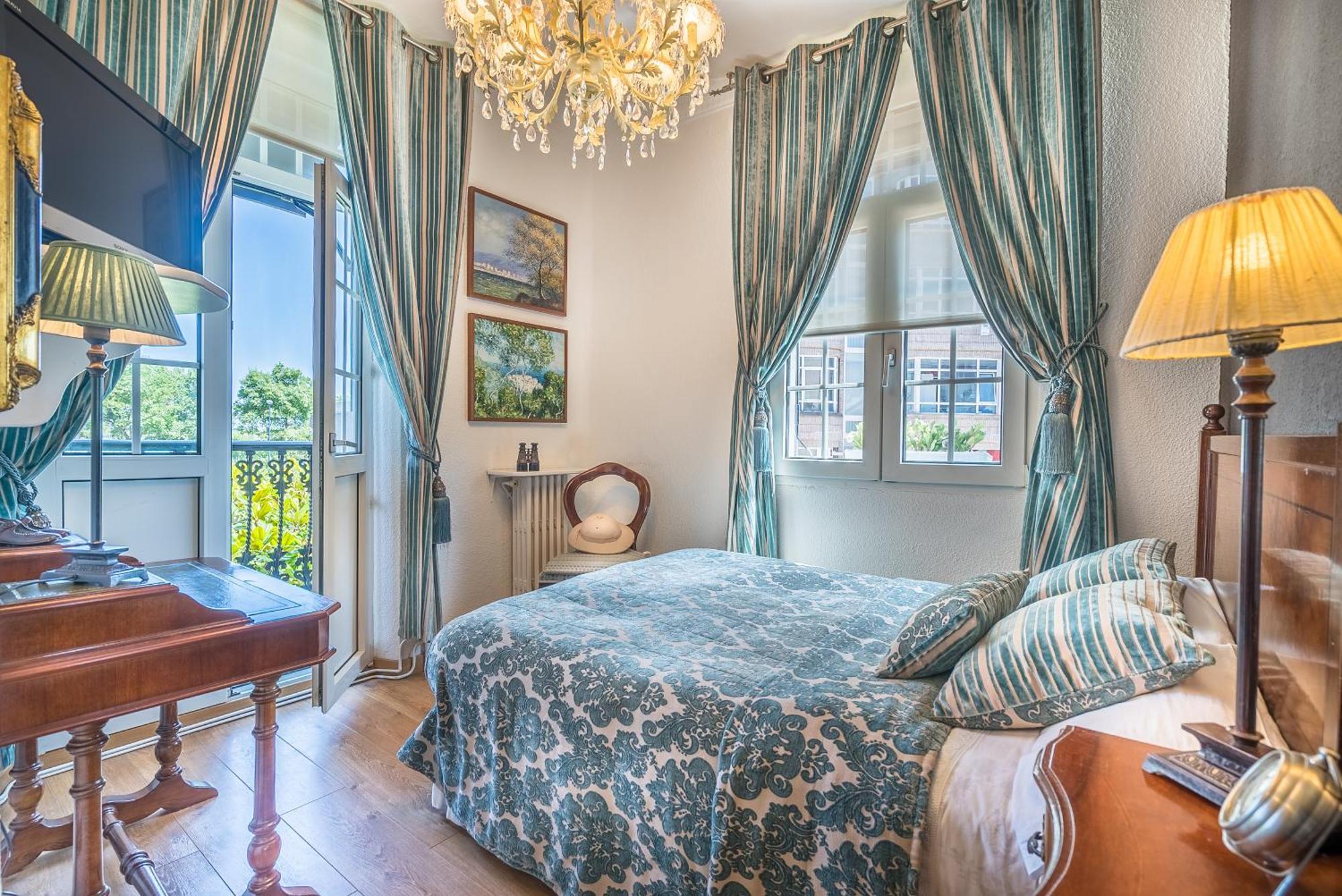 Hotel Boutique Las Brisas Santander Bagian luar foto